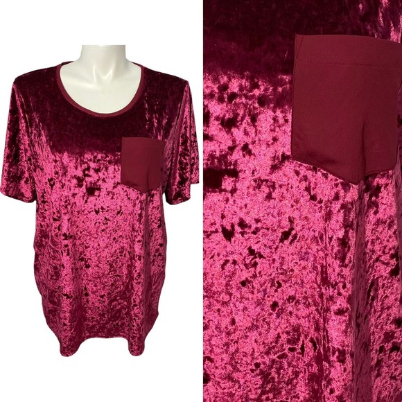 Evri Tops - Evri Top Womens Size 2x Cranberry Red Crushed Velvet Look Short Sleeve Knit